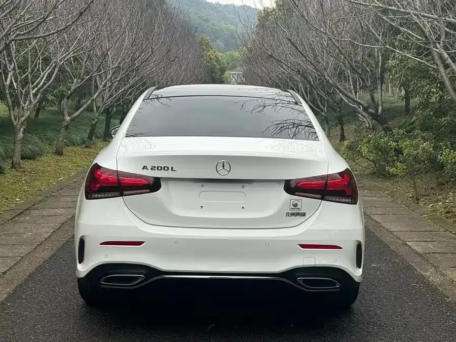 Mercedes-Benz Class A Mercedes-Benz A-Class 2022 Model II A 200 L Sports Sedan Fashion Model 2022 — миниатюра 5