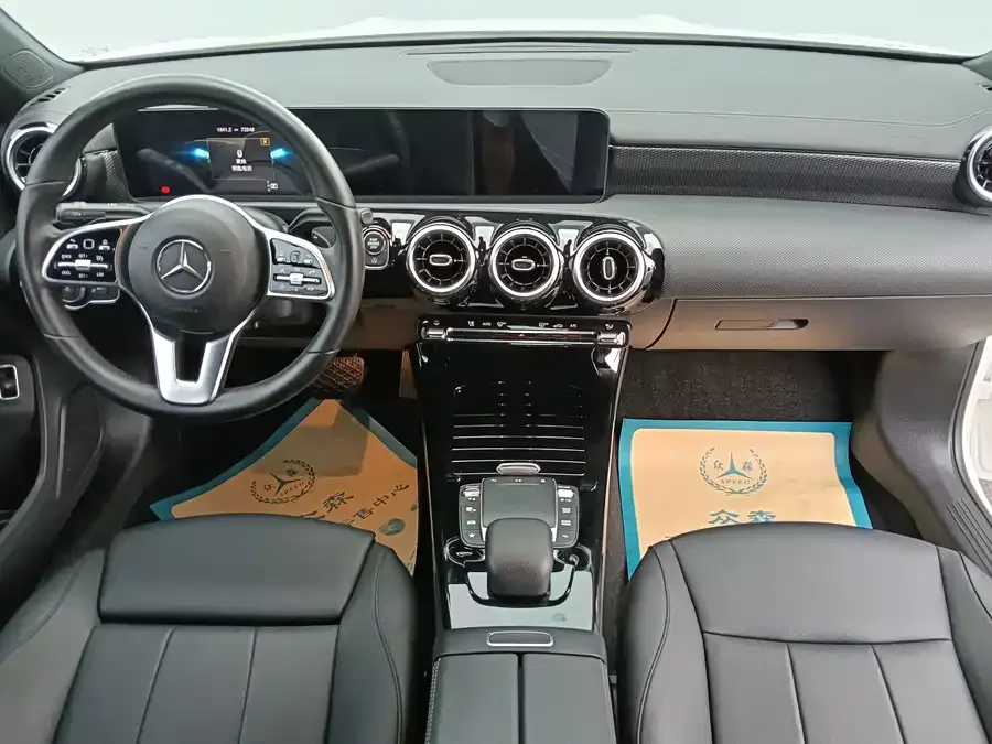 Mercedes-Benz Class A Mercedes-Benz A-Class 2023 A 200 L Fashion Edition 2023 — миниатюра 5