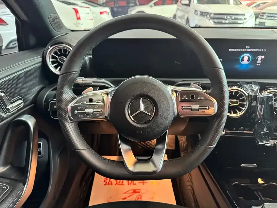 Mercedes-Benz Class A Mercedes-Benz A-Class 2022 A 200 L Sports Sedan Fashion Edition 2023 — миниатюра 5