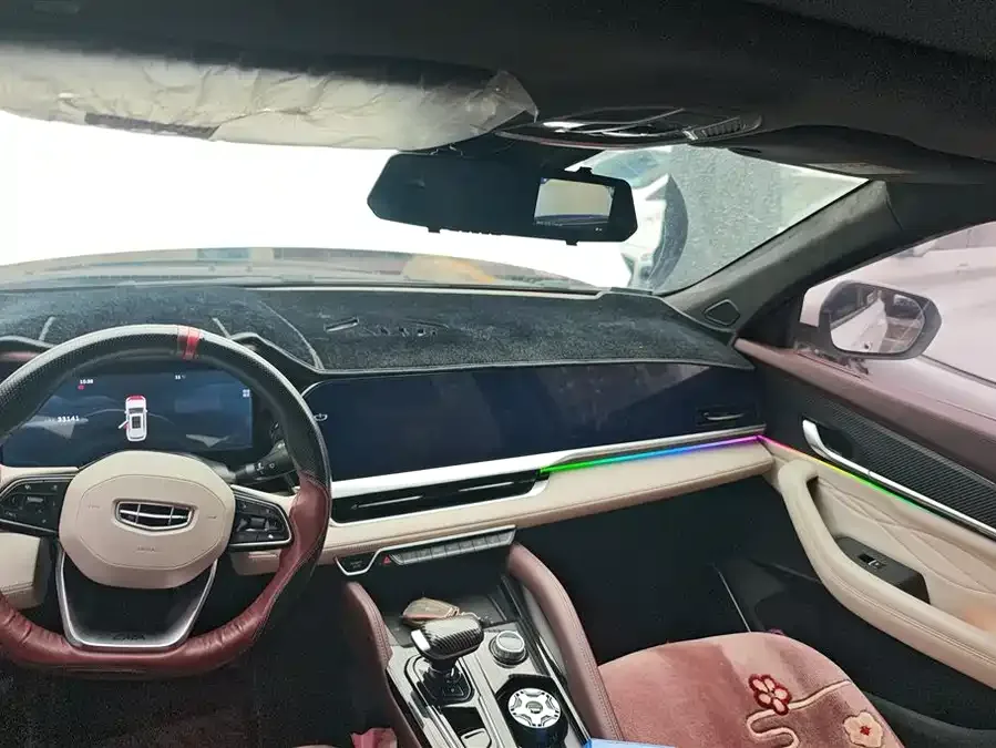 Geely Monjaro Xingyue L 2024 2.0TD High Power Automatic 2WD Yunqi Edition 2024 — миниатюра 4