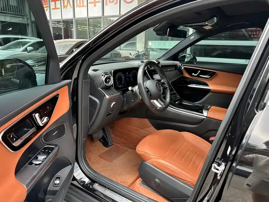 Mercedes-Benz GLC-Class Mercedes-Benz GLC 2023 facelift GLC 300 L 4MATIC dynamic 5-seater 2023 — миниатюра 4