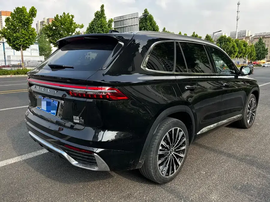 Geely Monjaro Geely Xingyue L 2026 Oriental Yao 2.0TD Automatic Star Edition 2026 — миниатюра 3