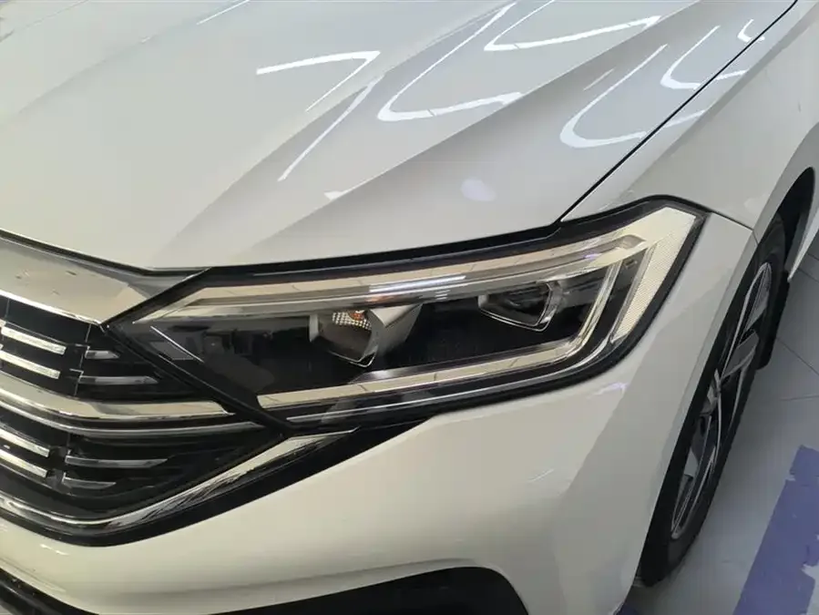 Volkswagen Sagitar 2023 Sagitar 300TSI DSG Beyond Edition 2023 — миниатюра 5
