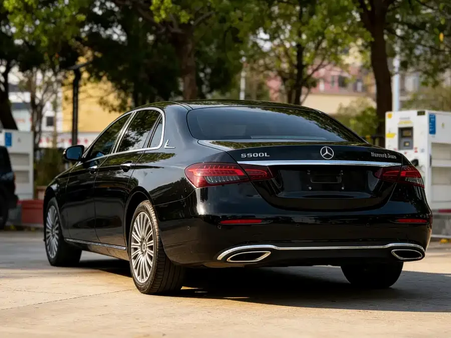 Mercedes-Benz E-Class Mercedes-Benz E-Class 2022 Model E 300 L Premium Edition 2022 — миниатюра 3