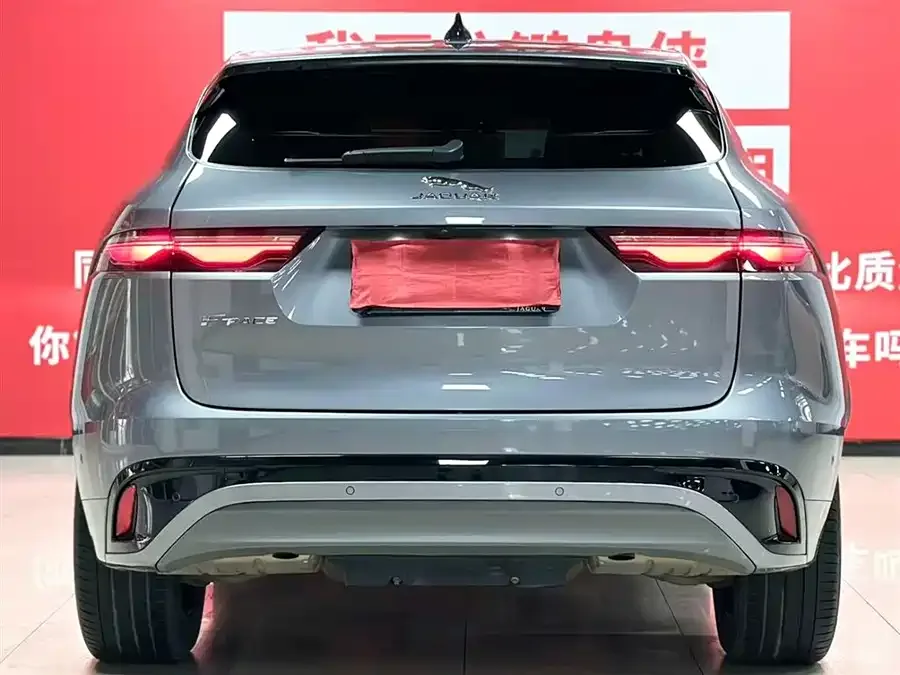 Jaguar F-Pace 2021 250PS R-Dynamic S 2022 — миниатюра 2