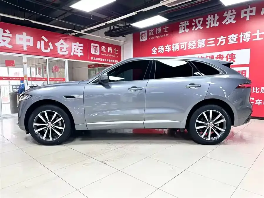 Jaguar F-Pace 2021 250PS R-Dynamic S 2022 — миниатюра 4
