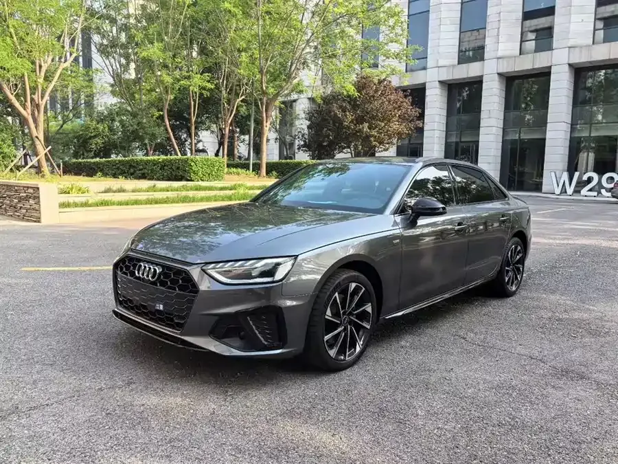 Audi a4 l 2023