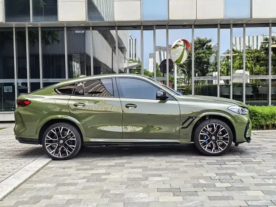 BMW X6 M BMW X6 M 2022 X6 M 2022 — миниатюра 2