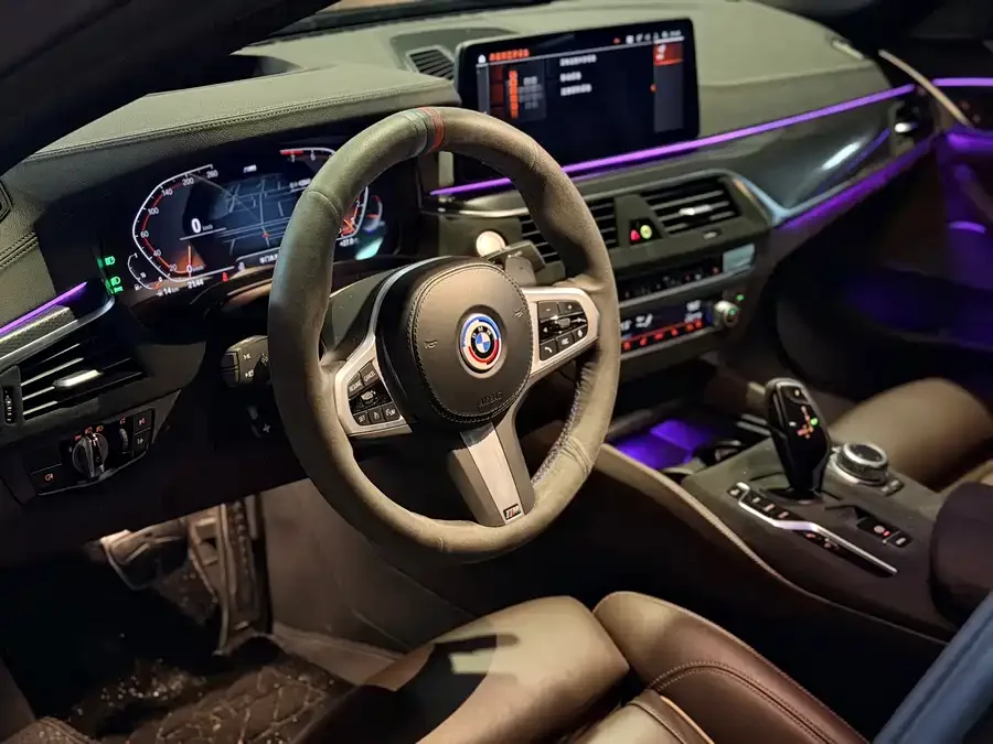 BMW 5 Series BMW 5 Series (Imported) 2022 540i Fashion Edition M Sport Package 2022 — миниатюра 3