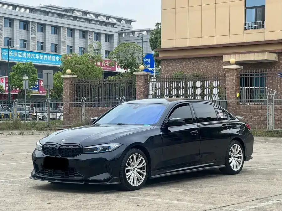 BMW 3 Series 2023