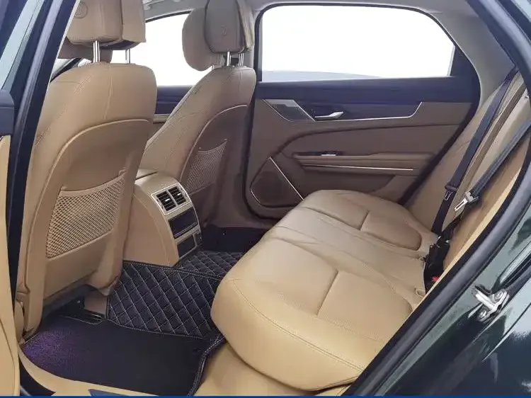 Jaguar XFL 2024 2.0T P250 2WD Luxury Edition 2024 — миниатюра 2