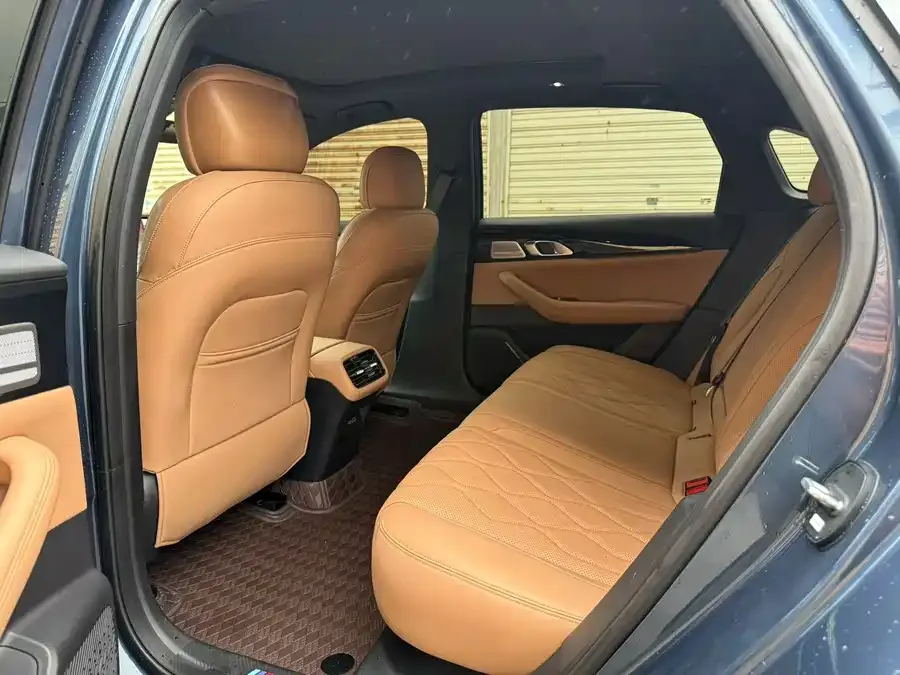 Geely Galaxy A7 EM Galaxy A7 EM 2025 EM-i 150km Explorer+ Edition 2025 — миниатюра 2