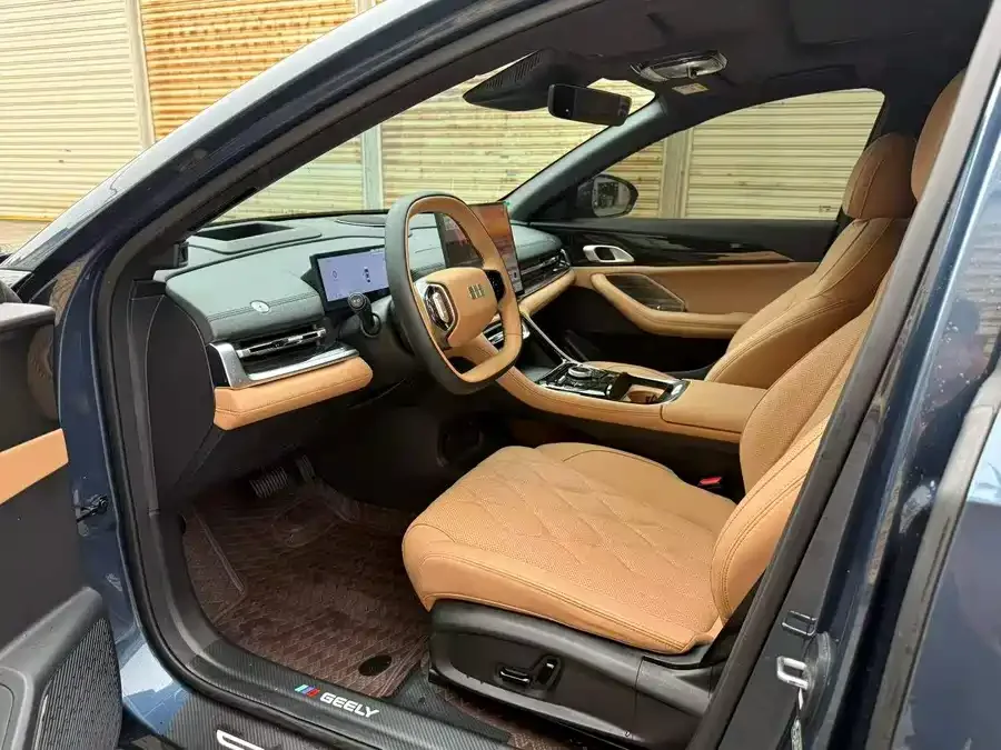 Geely Galaxy A7 EM Galaxy A7 EM 2025 EM-i 150km Explorer+ Edition 2025 — миниатюра 4