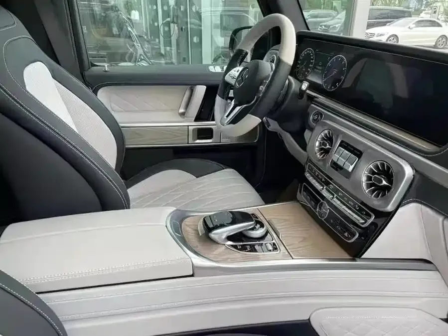 Mercedes-Benz G-rated Mercedes-Benz G-Class 2023 G 500 2023 — миниатюра 5
