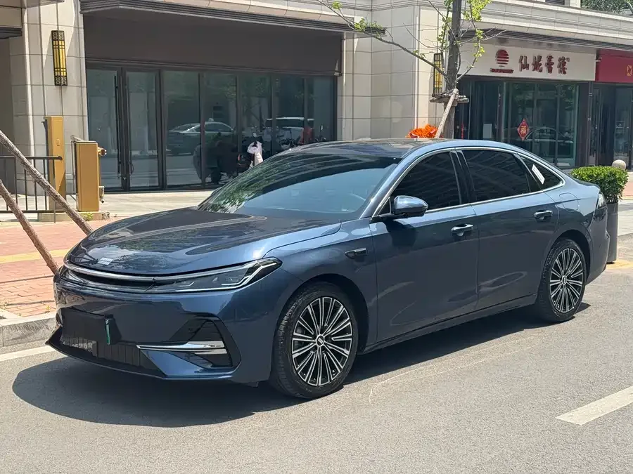 Geely Galaxy A7 EM 2025