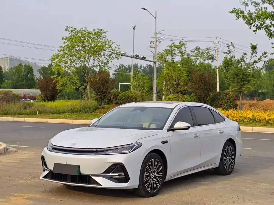 Geely Galaxy A7 EM 2025