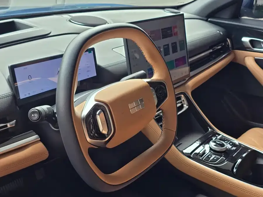 Geely Galaxy A7 EM Galaxy A7 EM 2025 EM-i 150km Starship Edition 2025 — миниатюра 5