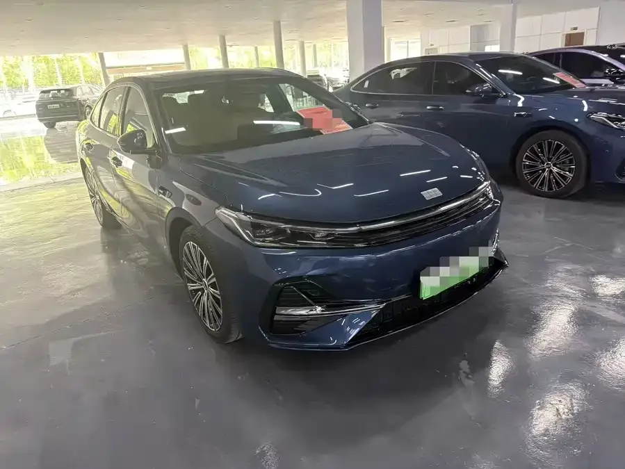 Geely Galaxy A7 EM Galaxy A7 EM 2025 EM-i 150km Starship Edition 2025 — миниатюра 3