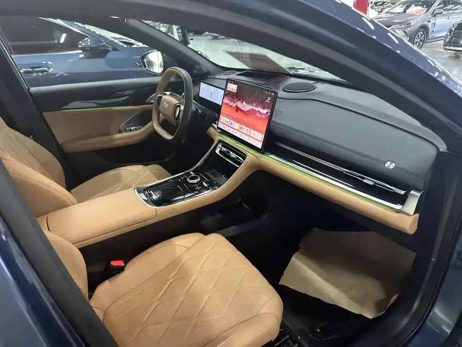 Geely Galaxy A7 EM Galaxy A7 EM 2025 EM-i 150km Starship Edition 2025 — миниатюра 5