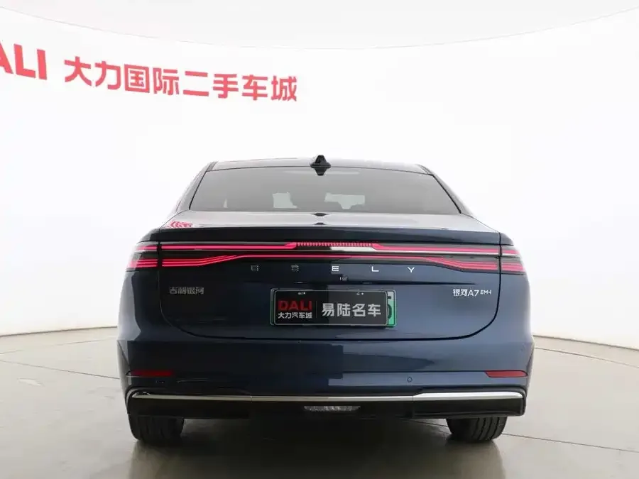 Geely Galaxy A7 EM Galaxy A7 EM 2025 EM-i 150km Starship Edition 2025 — миниатюра 4