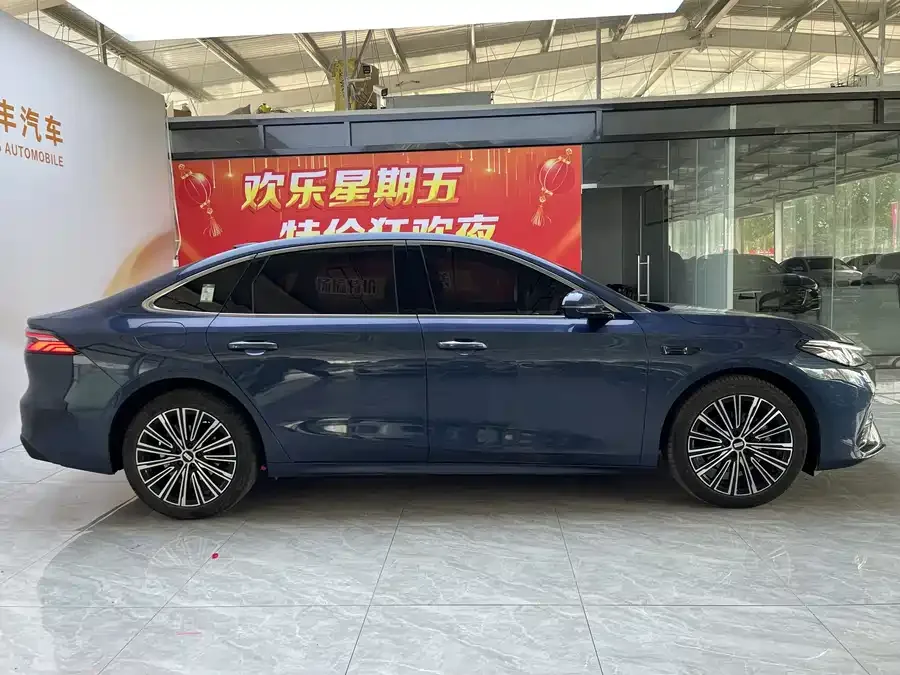 Geely Galaxy A7 EM Galaxy A7 EM 2025 EM-i 150km Starship Edition 2025 — миниатюра 2