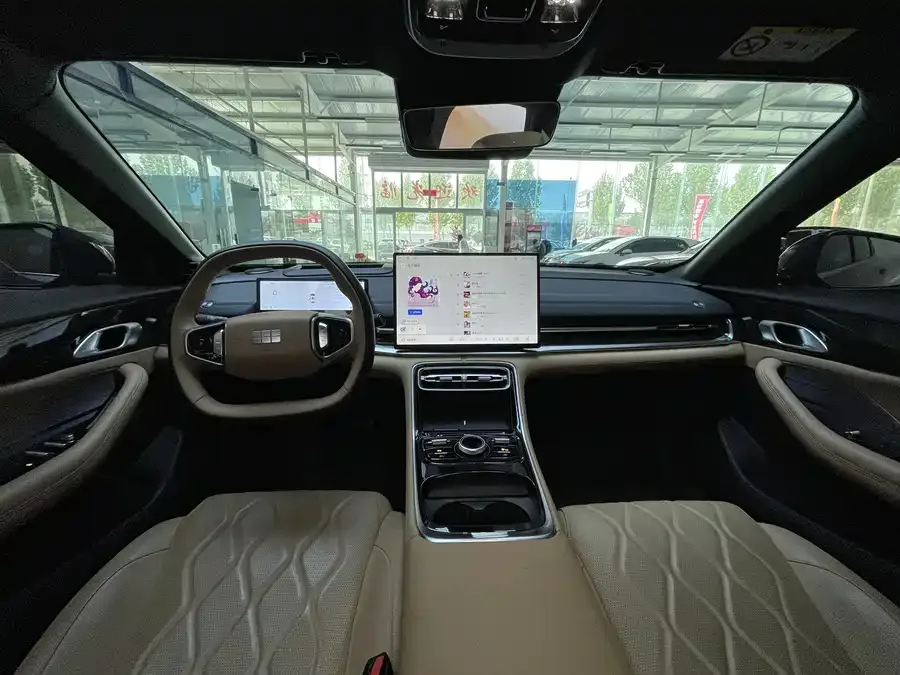 Geely Galaxy A7 EM Galaxy A7 EM 2025 EM-i 150km Starship Edition 2025 — миниатюра 3
