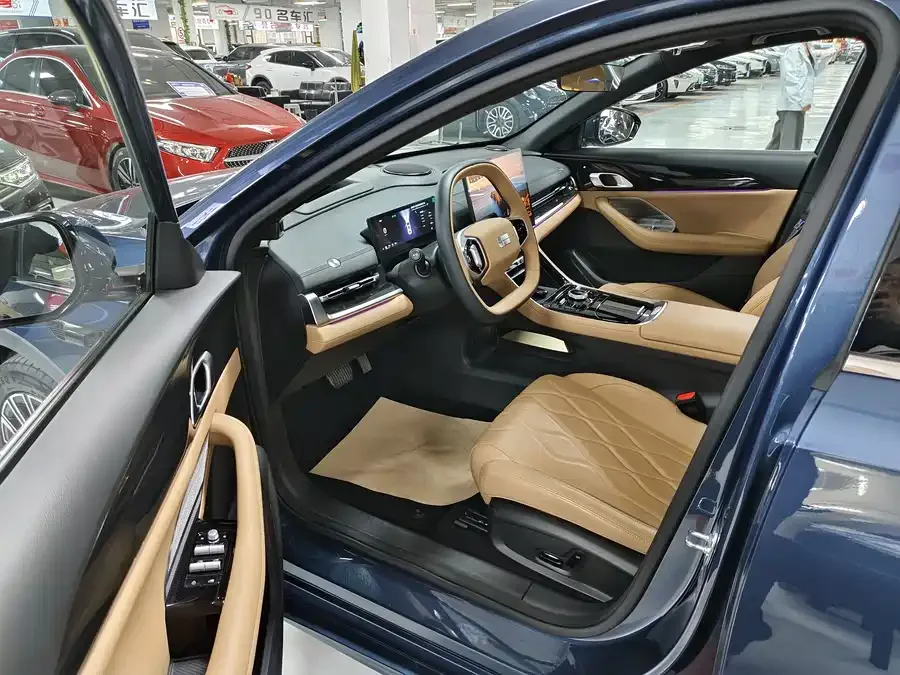 Geely Galaxy A7 EM Galaxy A7 EM 2025 EM-i 150km Starship Edition 2025 — миниатюра 3