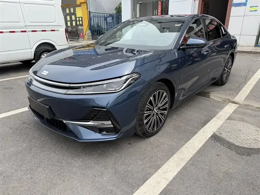 Geely Galaxy A7 EM 2025