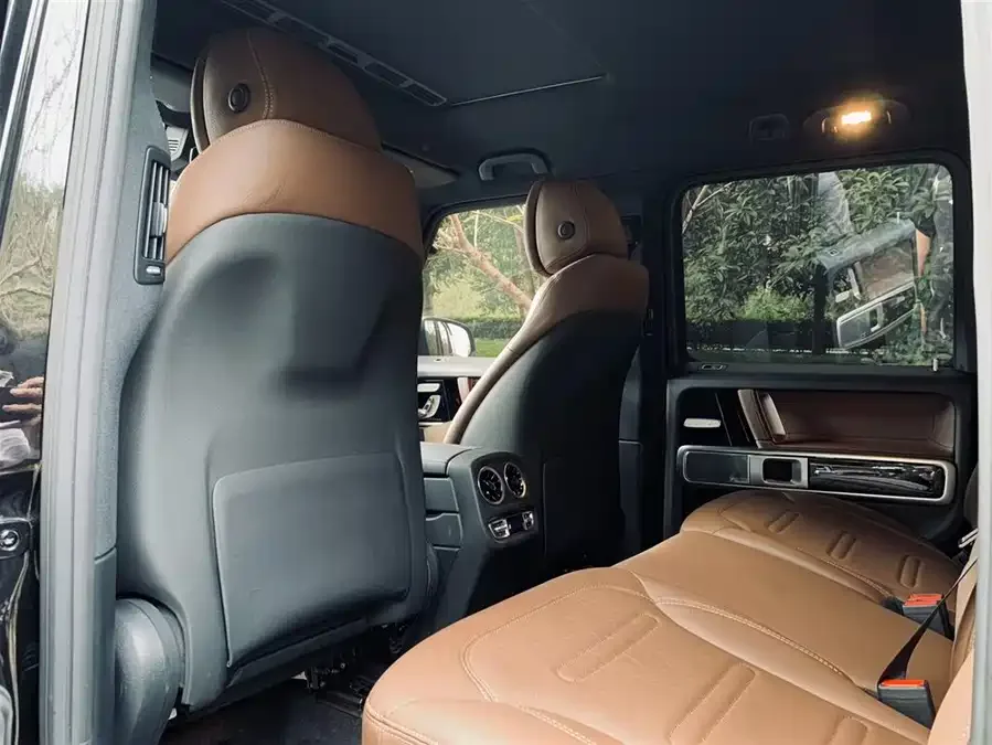 Mercedes-Benz G-rated Mercedes-Benz G-Class 2023 G 500 2023 — миниатюра 5