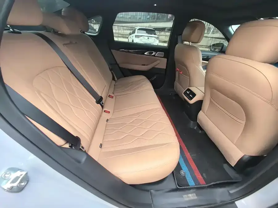 Geely Galaxy A7 EM Galaxy A7 EM 2025 EM-i 70km Explorer Edition 2025 — миниатюра 4