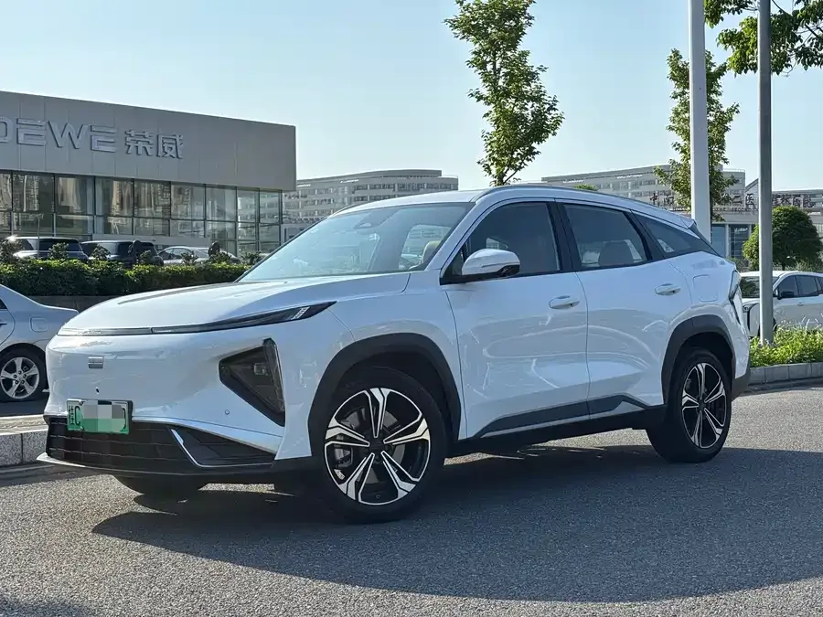 Geely Galaxy L7 2025