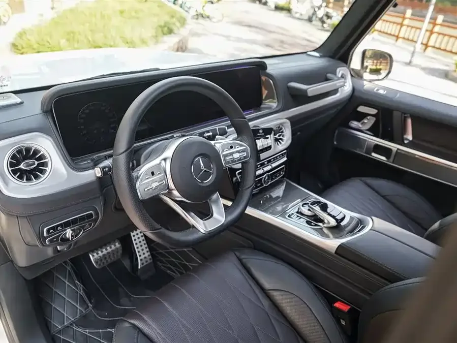 Mercedes-Benz G-rated Mercedes-Benz G-Class 2023 G 500 2023 — миниатюра 4