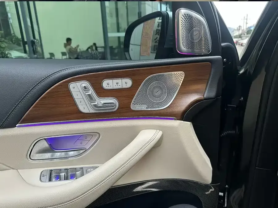 Mercedes-Benz GLS Mercedes-Benz GLS 2022 Model 2 GLS 450 4MATIC Luxury Edition 2022 — миниатюра 4