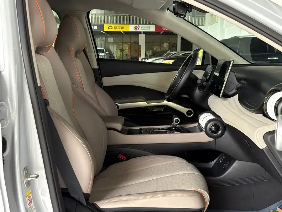 BYD Yuan Plus Yuan PLUS 2024 Honor Edition 430KM Transcendence Type 2024 — миниатюра 3