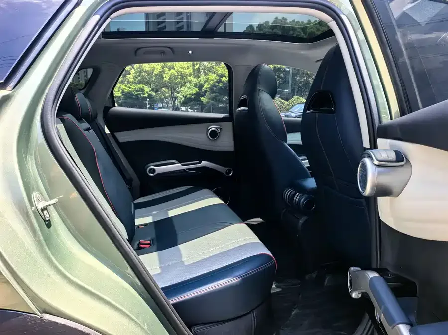 BYD Yuan Plus Yuan PLUS 2022 430KM Premium Edition 2023 — миниатюра 5