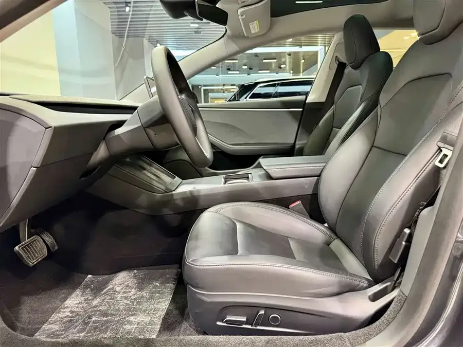 Tesla Model 3 Model 3 2023 rear-wheel drive version 2024 — миниатюра 5