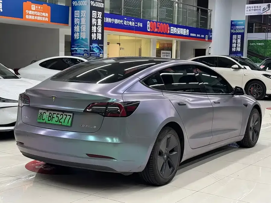Tesla Model 3 Model 3 2022 rear-wheel drive version 2022 — миниатюра 3