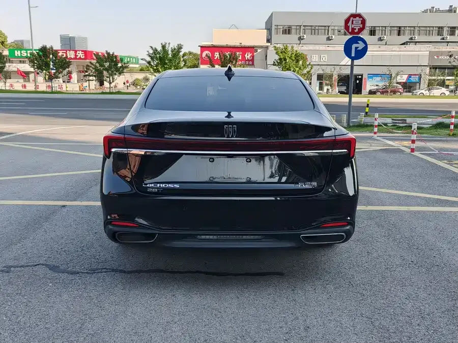 Buick LaCrosse LaCrosse 2023 28T Premium Edition 2023 — миниатюра 4