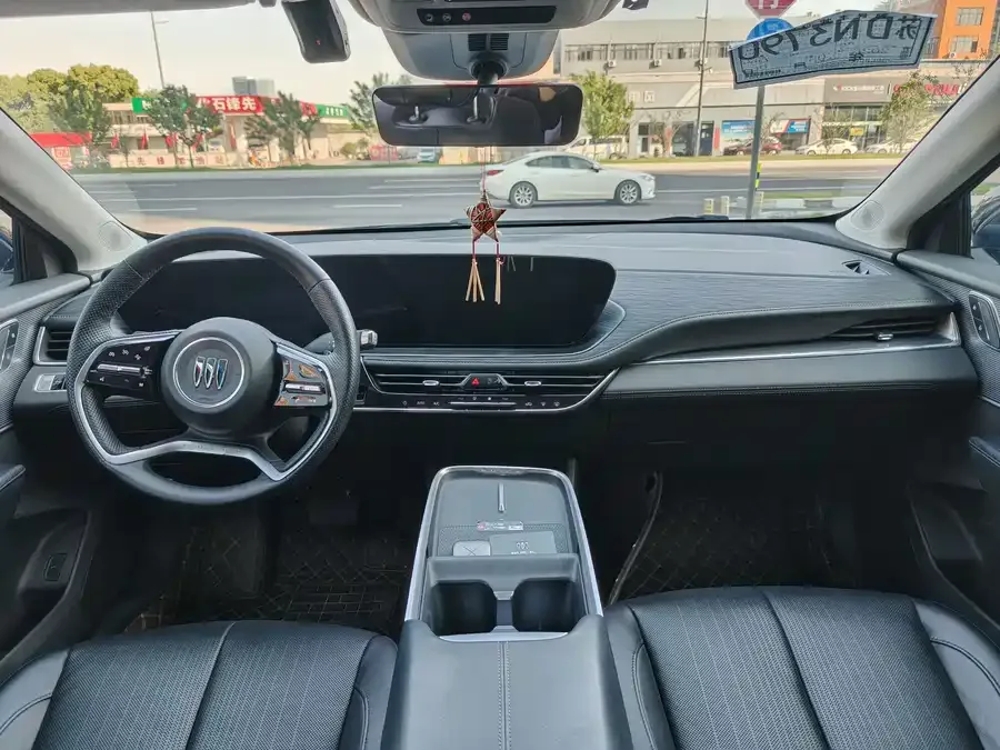 Buick LaCrosse LaCrosse 2023 28T Premium Edition 2023 — миниатюра 5