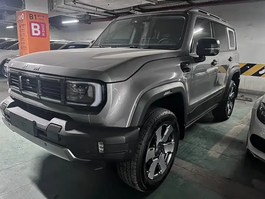 BAIC BJ40 2025
