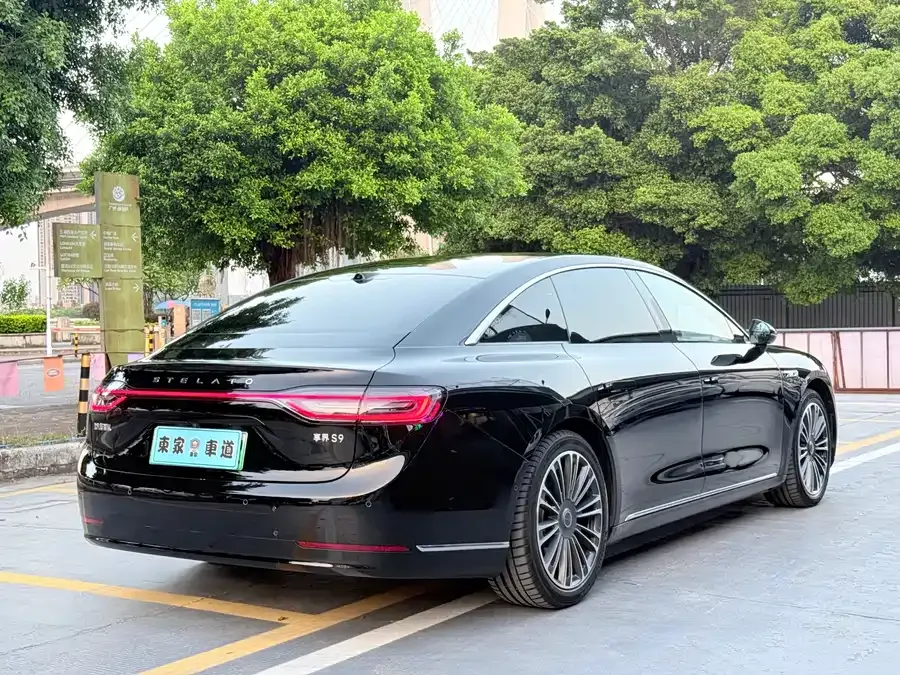 Enjoy World S9 Xiangjie S9 2024 Pure Electric Ultra Four-wheel Drive Flagship Edition 2024 — миниатюра 2