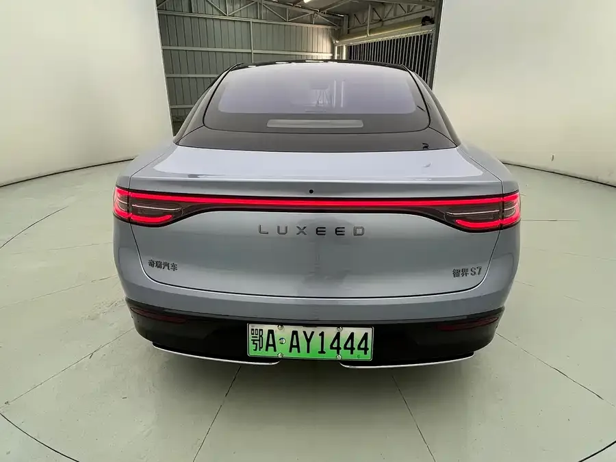Smart world S7 Zhijie S7 2024 Max rear-wheel drive long-range intelligent driving version 2024 — миниатюра 5