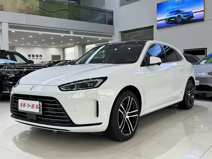 AITO M5 Wenjie M5 2023 extended range four-wheel drive standard version 2023 — фото 1, купить с доставкой в Москву