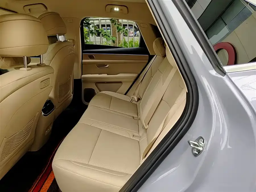 AITO M5 M5 2024 Extended Range Max Rear-wheel Drive Advanced Intelligent Driving Edition 2024 — миниатюра 5