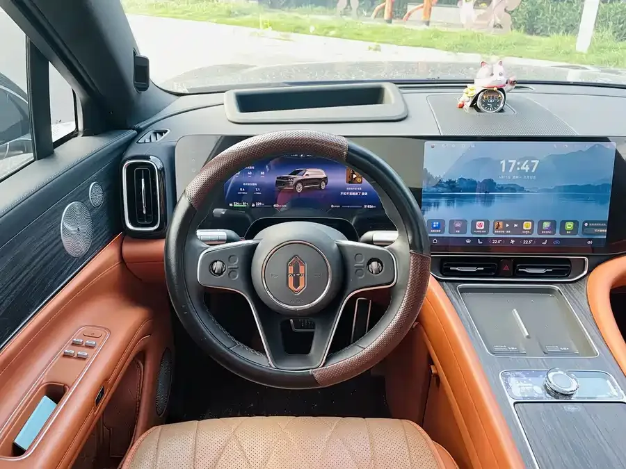 AITO M9 M9 2024 Extended Range Ultra Edition 52kWh 6-seater Edition 2024 — миниатюра 4