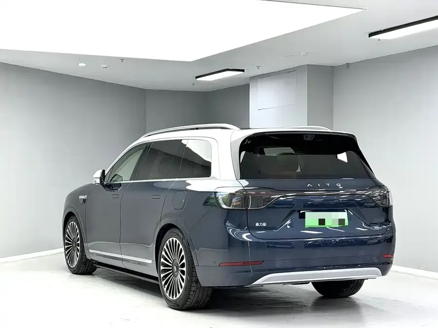 AITO M9 Wenjie M9 2025 Extended Range Ultra Edition 52kWh 6-Seat Version (192-line LiDAR) 2025 — миниатюра 3