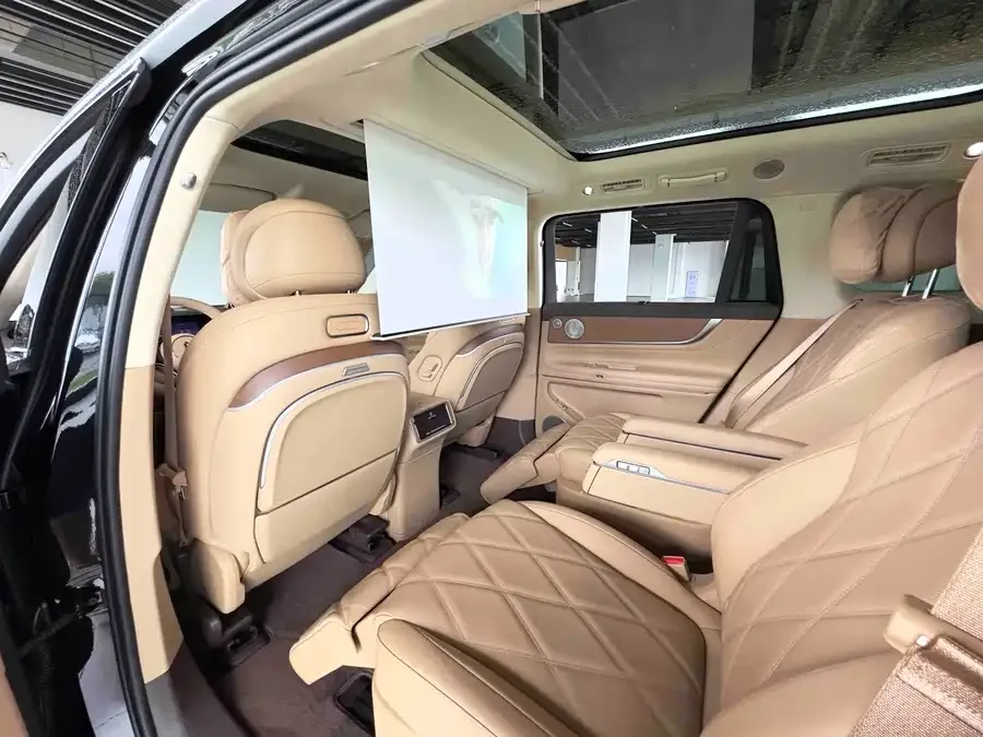 AITO M9 Wenjie M9 2025 Extended Range Ultra Edition 52kWh 6-Seat Version (192-line LiDAR) 2026 — миниатюра 5