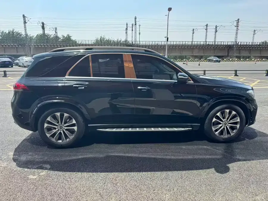 Mercedes-Benz GLE (Imported) Mercedes-Benz GLE (Imported) 2022 GLE 350 4MATIC Fashion Model 2022 — миниатюра 3
