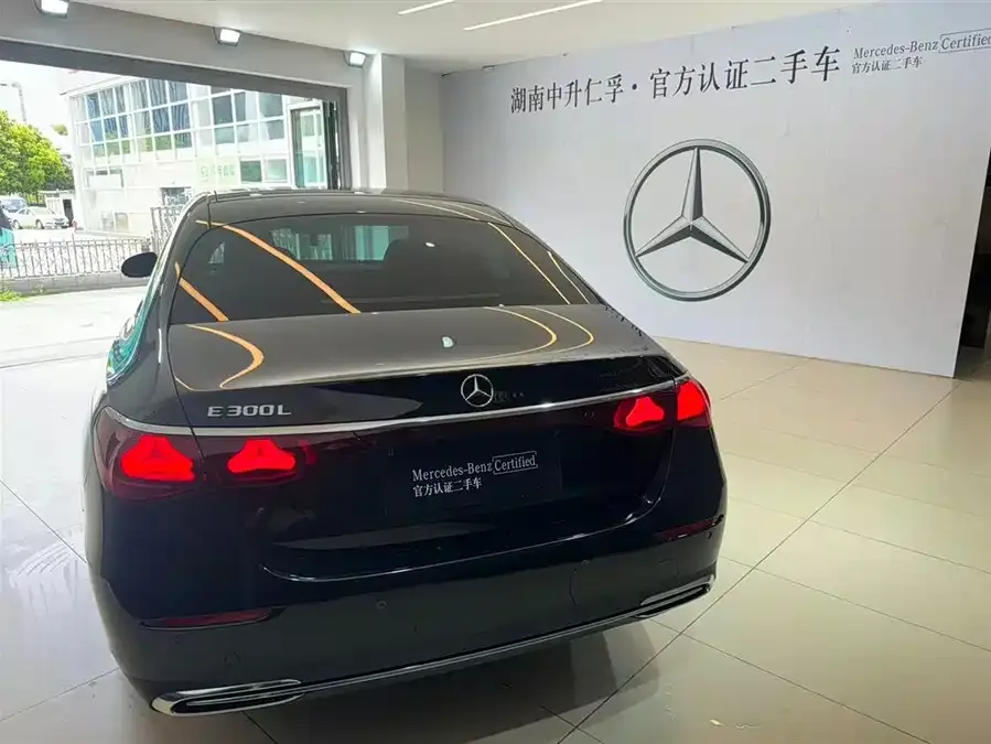 Mercedes-Benz E-Class Mercedes-Benz E-Class 2025 E 300 L Fashion Edition 2025 — миниатюра 2
