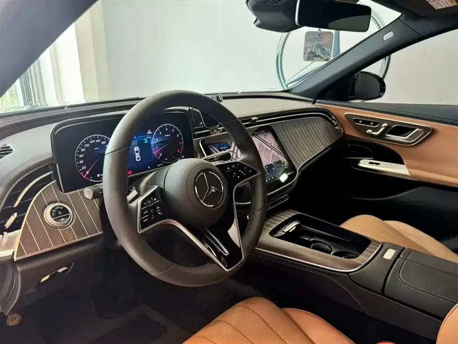 Mercedes-Benz E-Class Mercedes-Benz E-Class 2025 E 300 L Fashion Edition 2025 — миниатюра 4